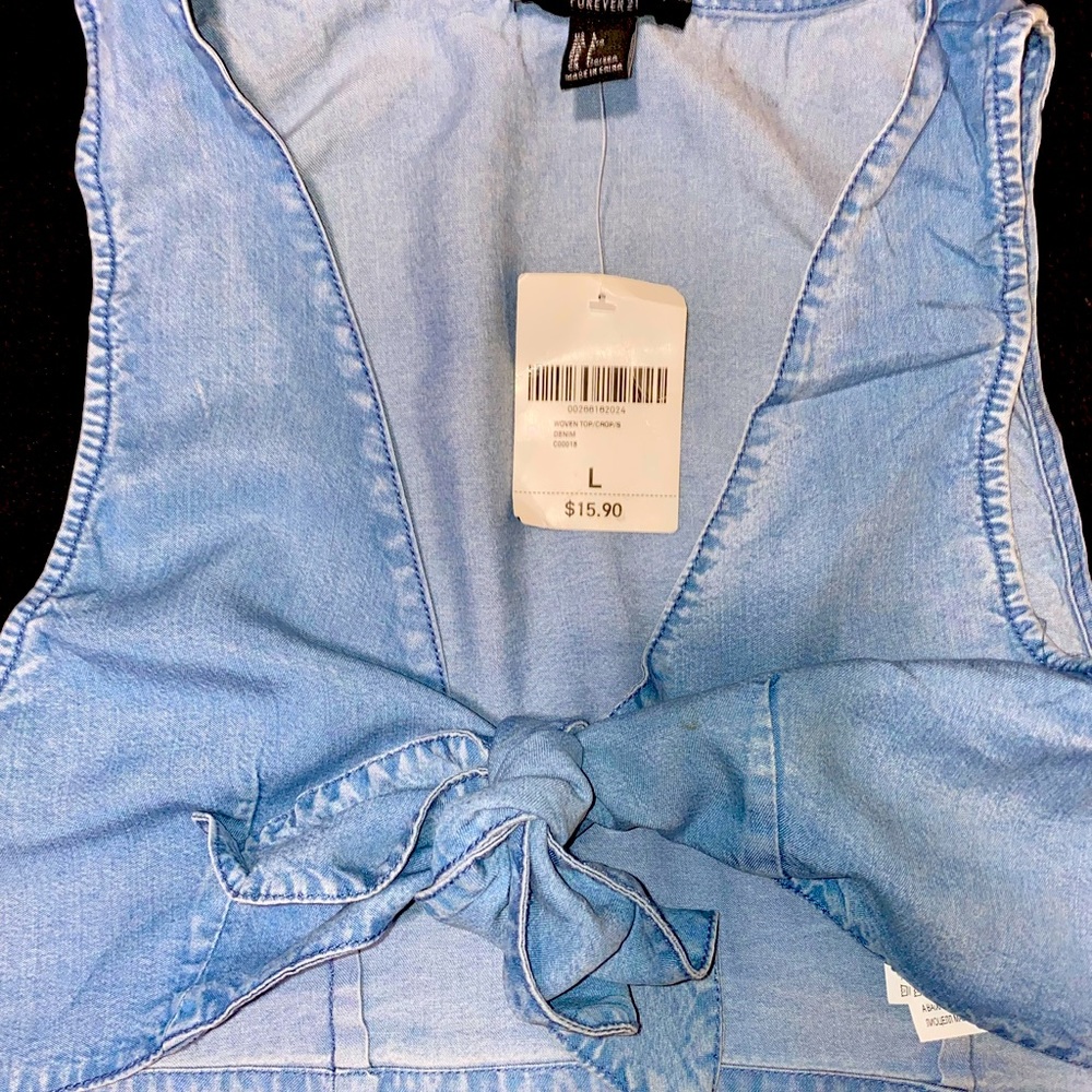 Tie in front jean crop top from forever21 never worn